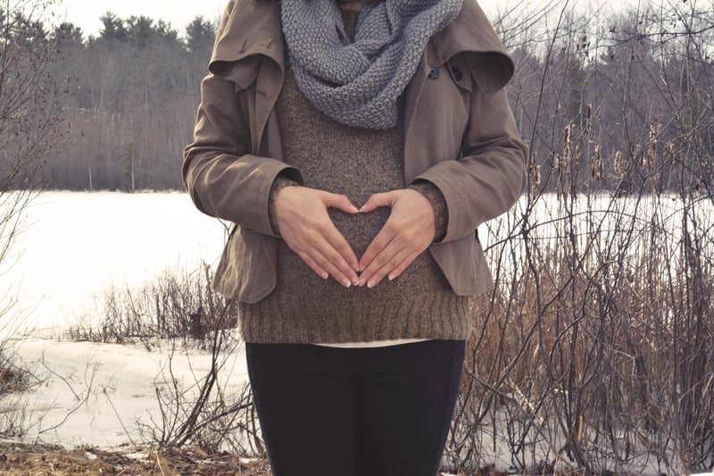 Pregnant celebrity announcement